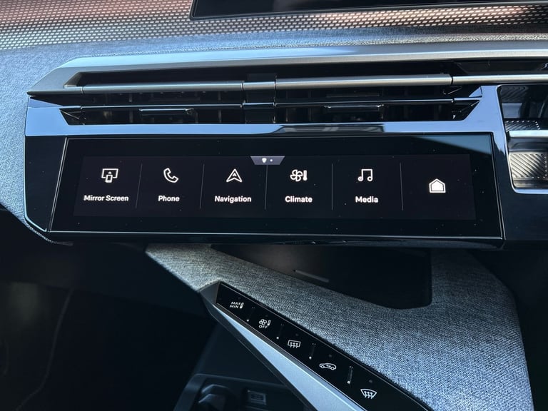 2025 Peugeot 5008 1.2 Hybrid 136 GT 5dr e-DSC6 HATCHBACK PETROL Automatic