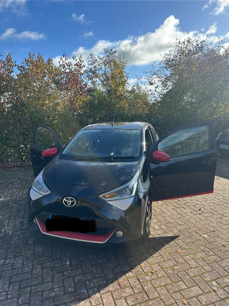 Toyota, AYGO, Hatchback, 2019, Manual, 998 (cc), 5 doors