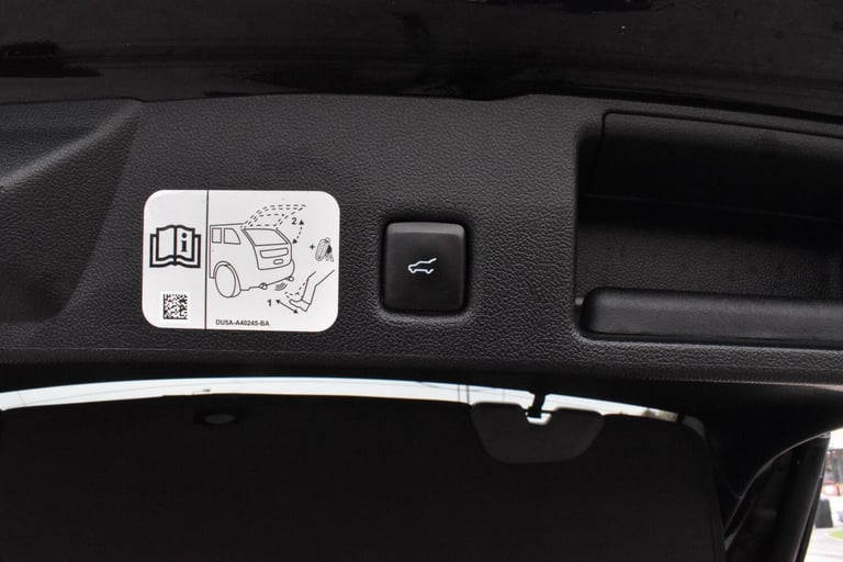 2020 Ford Kuga 2.5 EcoBoost Duratec 14.4kWh ST-Line First Edition CVT Euro 6