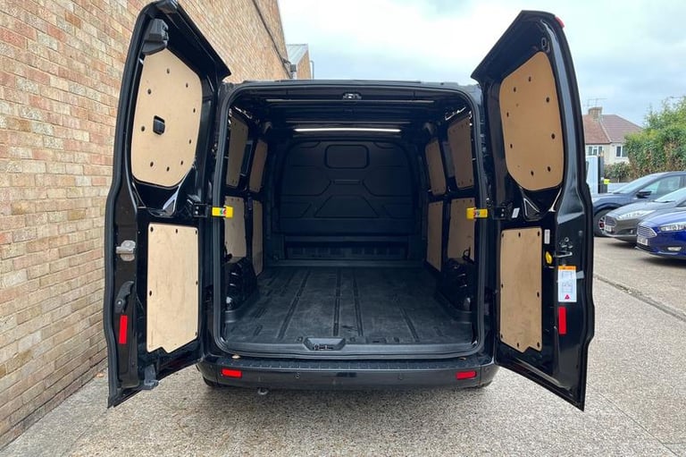 2023 Ford Transit Custom 2.0 EcoBlue 170ps Low Roof Limited Van Auto PANEL VAN DIESEL Automatic