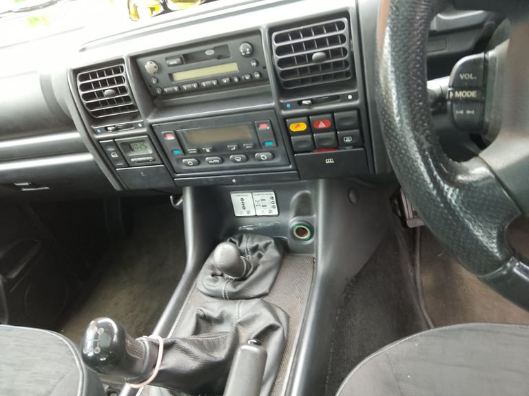 Land Rover, DISCOVERY, Estate, 2003, Manual, 2495 (cc), 5 doors