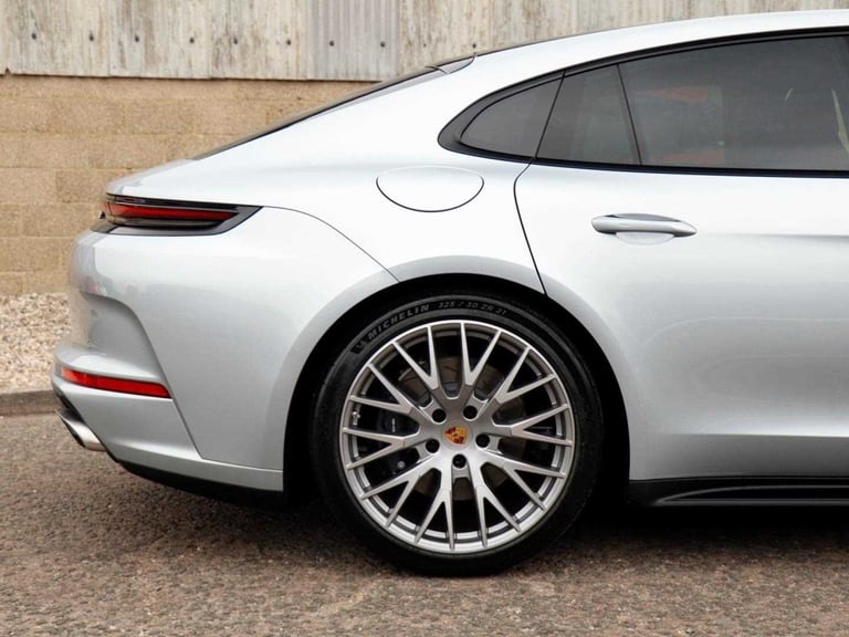 2025 Porsche Panamera Hatchback 2.9 V6 4 E-Hybrid 5dr PDK Hatchback Plug-In Hy Automatic