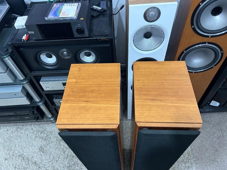 Tannoy Revolution R2 floor standing speakers