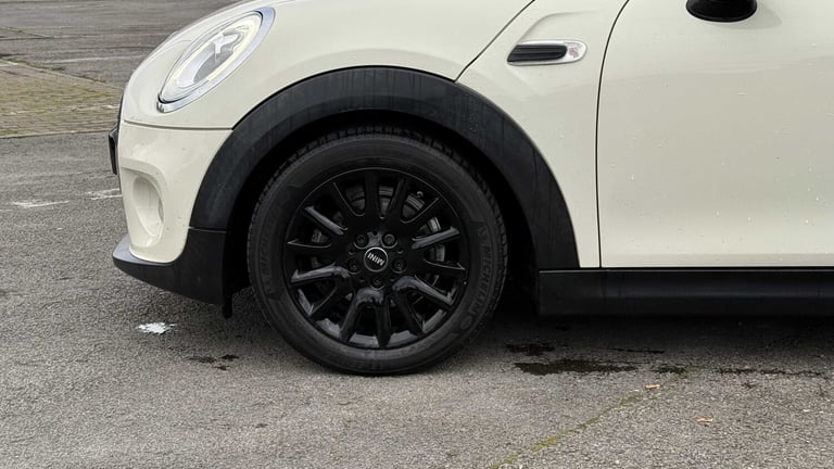 2016 MINI Hatch 1.5 Cooper 3dr HATCHBACK PETROL Manual