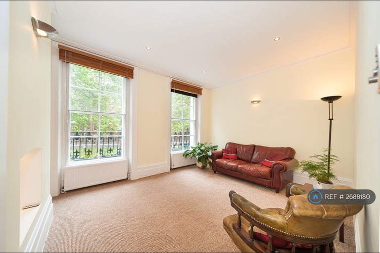 1 bedroom flat in Goldington Crescent, London, NW1 (1 bed) (#2688180)