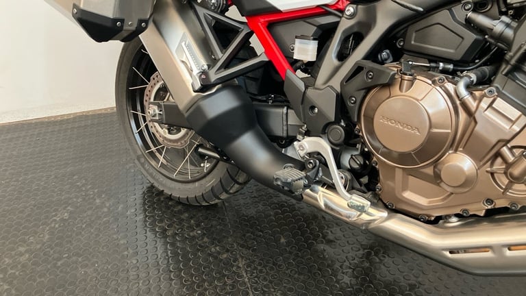 2025 Honda Africa Twin (23MY) Honda Africa Twin CRF1100L Manual DUEL Petrol Manual