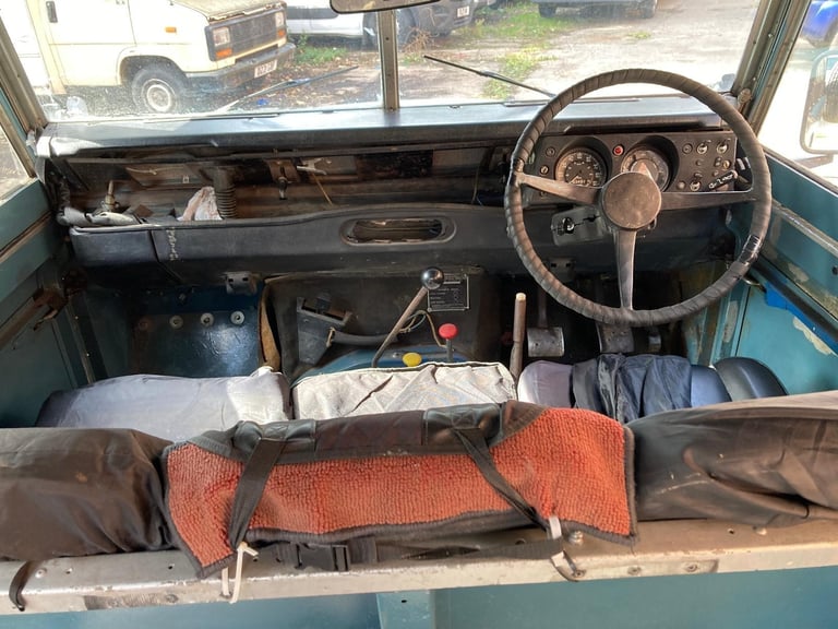 1969 Land Rover SERIES 11 2A 2286cc DIESEL 88" SWB CANVAS / RAG TOP (CLASSIC CAR