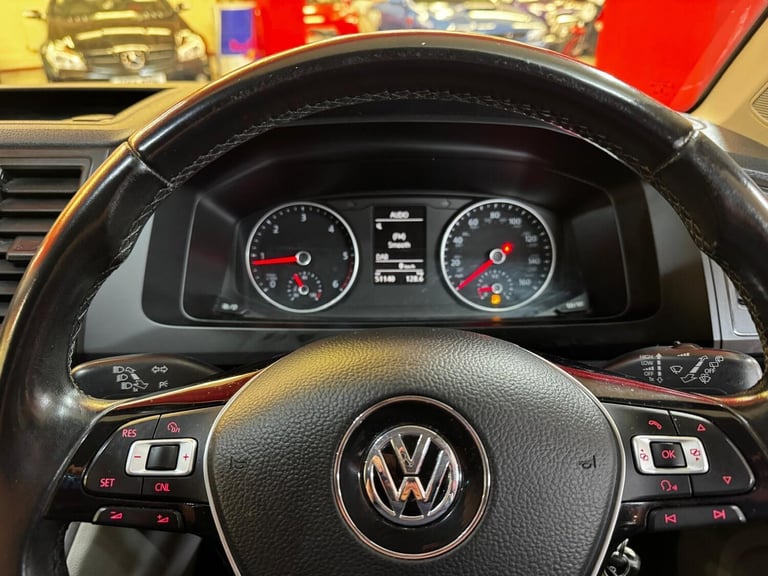 2017 Volkswagen Transporter 2.0 BiTDI T32 BlueMotion Tech Highline Kombi FWD SWB Euro 6 (s/s) 5dr...