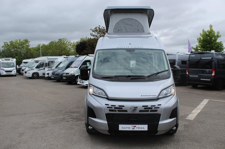 Auto-Trail Expedition 67 POP TOP ROOF, AUTOMATIC DIESEL AUTOMATIC 2025