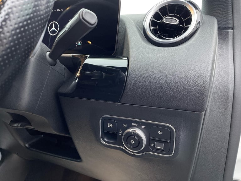 2021 Mercedes-Benz GLA 1.3 GLA180 AMG Line (Executive) SUV 5dr Petrol 7G-DCT Euro 6 (s/s) (136 ps...