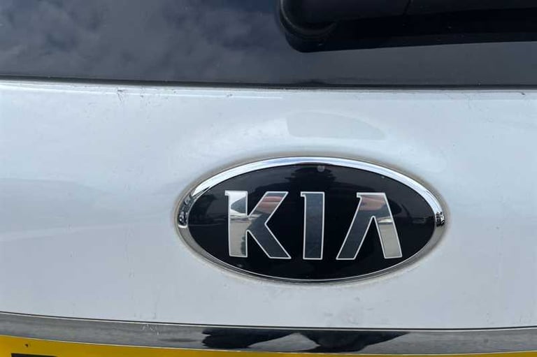 2017 Kia Carens 1.6 GDI ISG 2 5DR MPV Petrol Manual