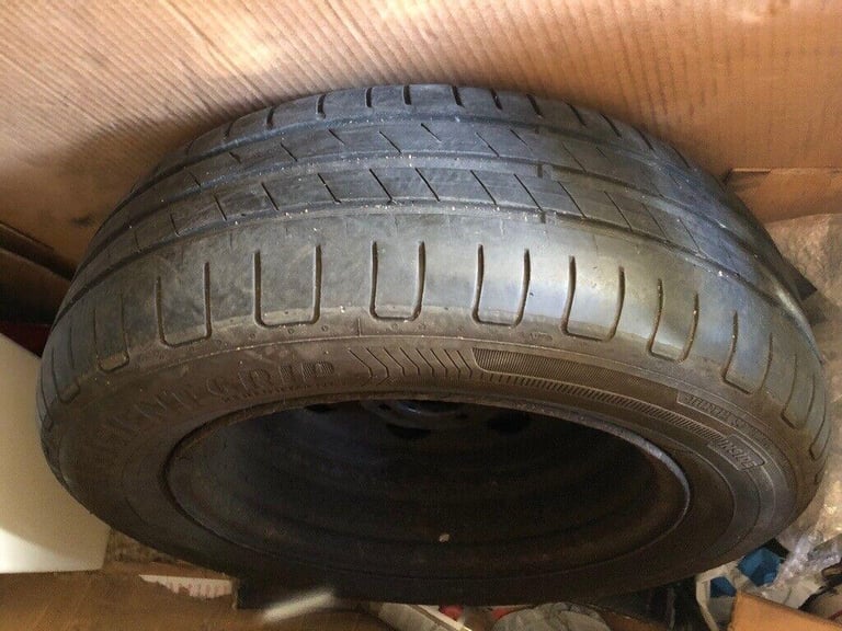 image for Good Year tyres 195/65 R15 91H Efficiency Grip Made in France 