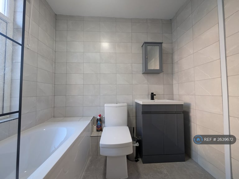 2 bedroom house in Raby Street, Leeds, LS7 (2 bed) (#2639672)