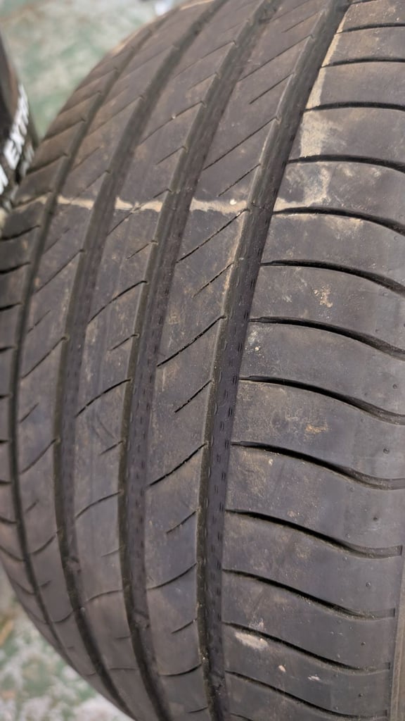 4 x Part Worn Tyres 18"