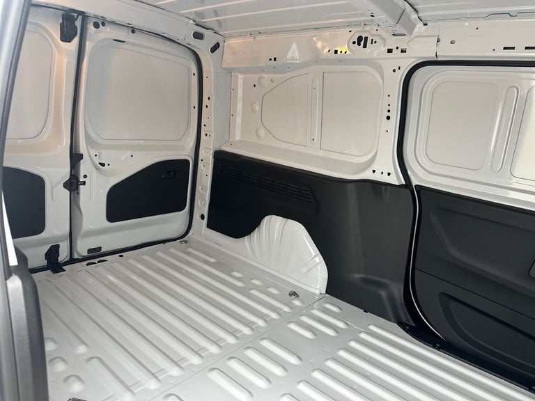  Vauxhall Combo 1.5 Turbo D 2300 Prime Xl Panel Van 6dr Diesel Manual Lwb Euro