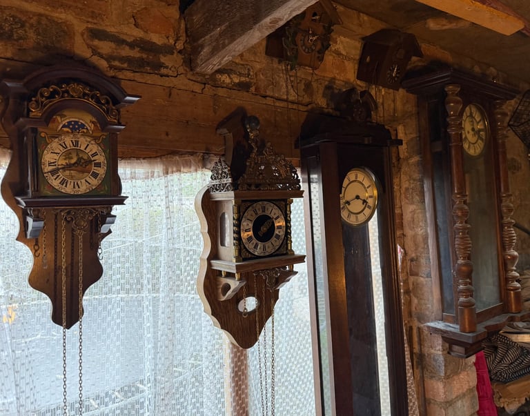 image for LOT of 50-60 ANTIQUE VINTAGE CLOCKS TALL CASE MASTER WALL VIENNA REGULATOR DUTCH CUCKOO 400 DAY MAN