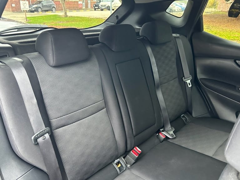 2017 Nissan Qashqai 1.5 dCi N-Connecta SUV 5dr Diesel Manual 2WD Euro 6 (s/s) (110 ps) HATCHBACK ...