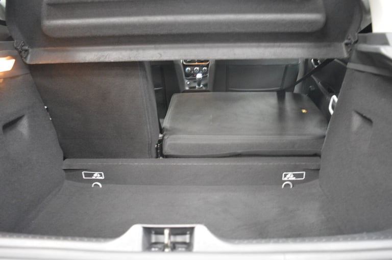 2019 Renault Clio 1.5 dCi 90 Play 5dr LOW MILEAGE + ONE OWNER + ULEZ COMPLIANT Hatchback Diesel M...