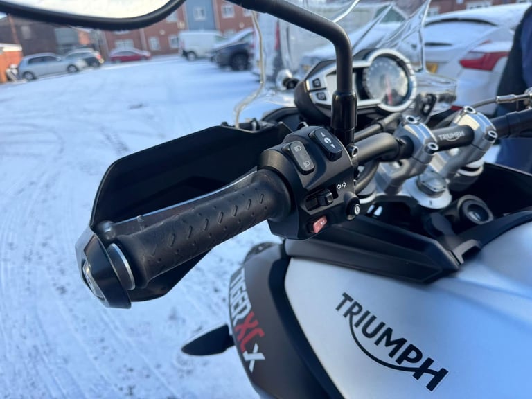 Triumph Tiger XCx 800