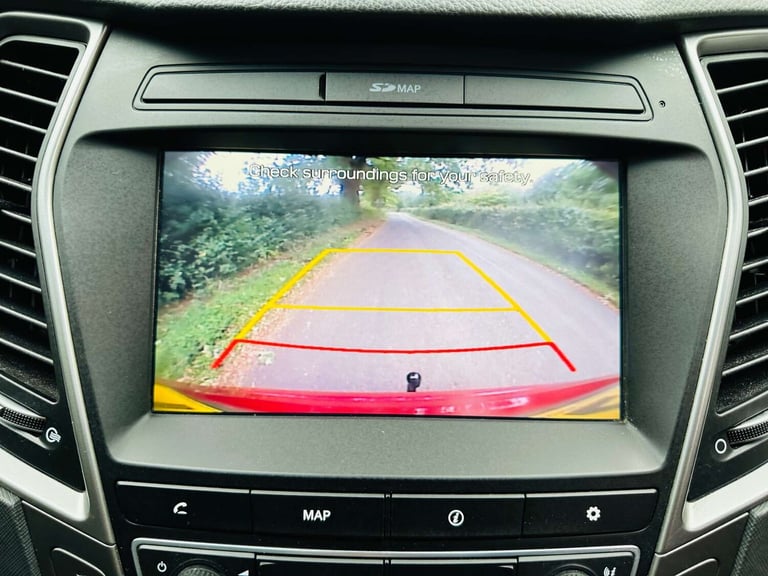 2016 Hyundai Santa Fe 2.2 Santa Fe Premium SE Blue Drive CRDi Auto 4WD 5dr SUV Diesel Automatic