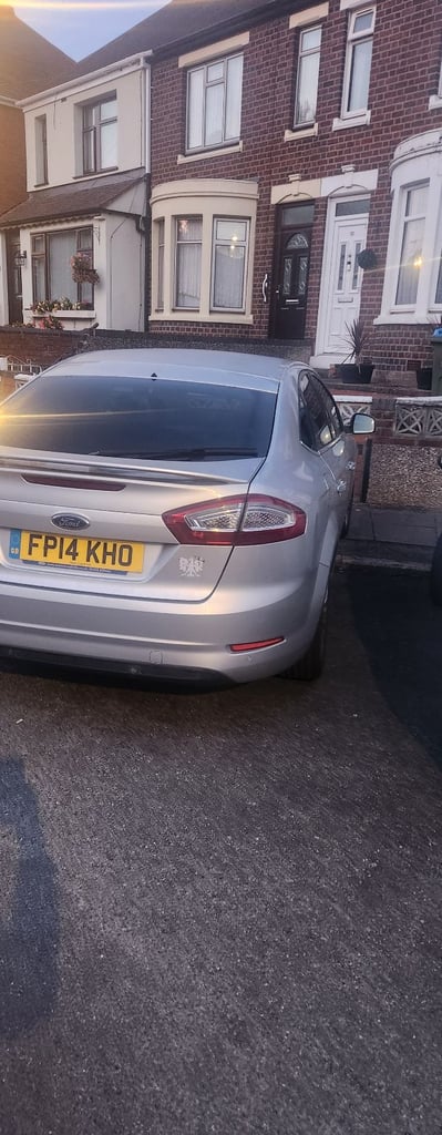 Ford, MONDEO, Hatchback, 2014, Manual, 1560 (cc), 5 doors