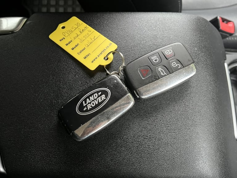 LAND ROVER DISCOVERY 4 3.0 SD V6 XS 2014