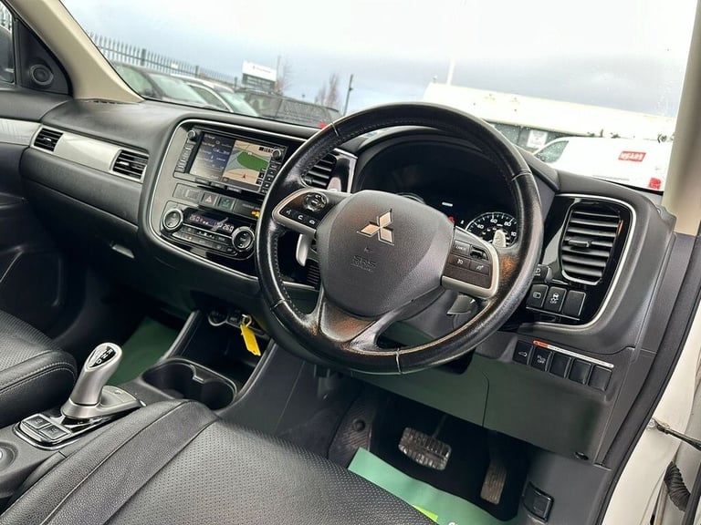 2014 Mitsubishi Outlander 0.0 PHEV GX 4H 5d 162 BHP Estate PETROL/ELECTRIC Semi Automatic
