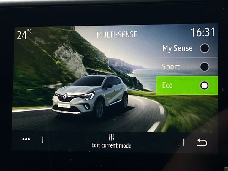 2022 Renault Captur 1.3 TCE 140 SE Edition 5dr Hatchback PETROL Manual