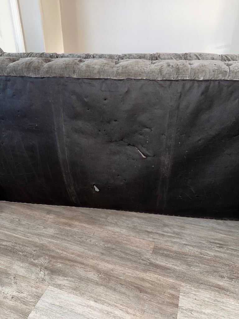 Chesterfield sofa 