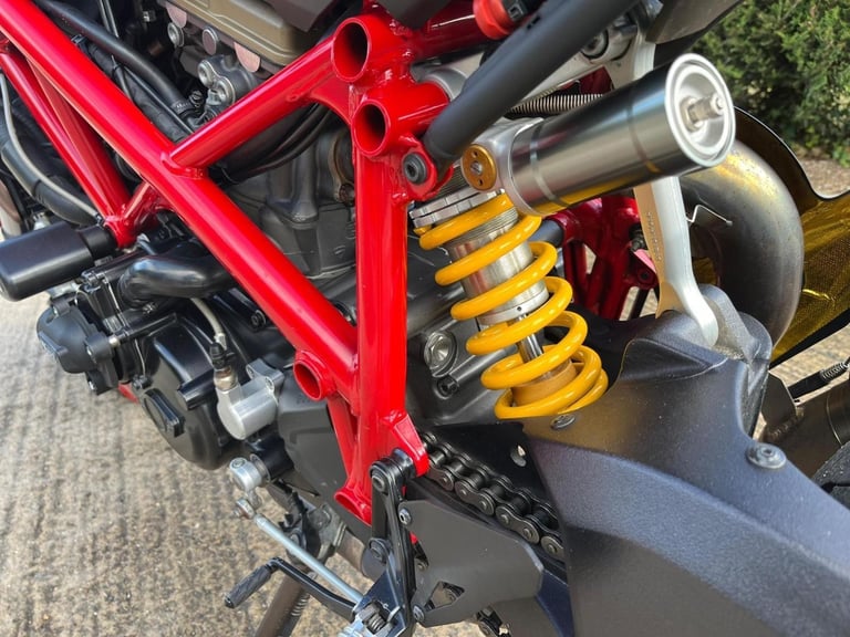 2014 64 DUCATI F848 STREETFIGHTER F 848 RED STUNNING BIKE NAKED MUSCLE MONSTER