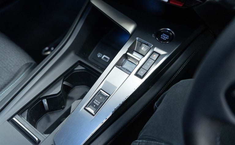 2022 22 PEUGEOT 308 SW 1.2 PURETECH ALLURE PREMIUM ESTATE 5DR PETROL EAT EURO 6 