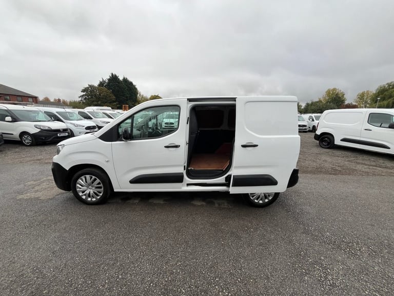 2021 71 PEUGEOT PARTNER 1.5 BLUEHDI 1000 PROFESSIONAL PREMIUM STANDARD PANEL VAN