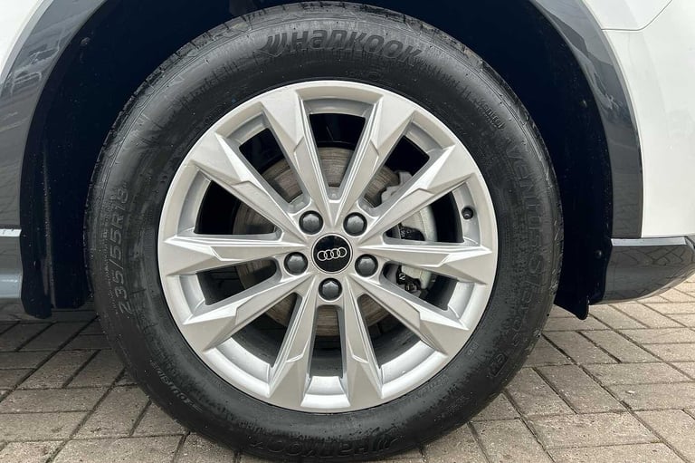 2025 Audi Q3 35 TFSI Sport 5dr SUV Petrol Manual