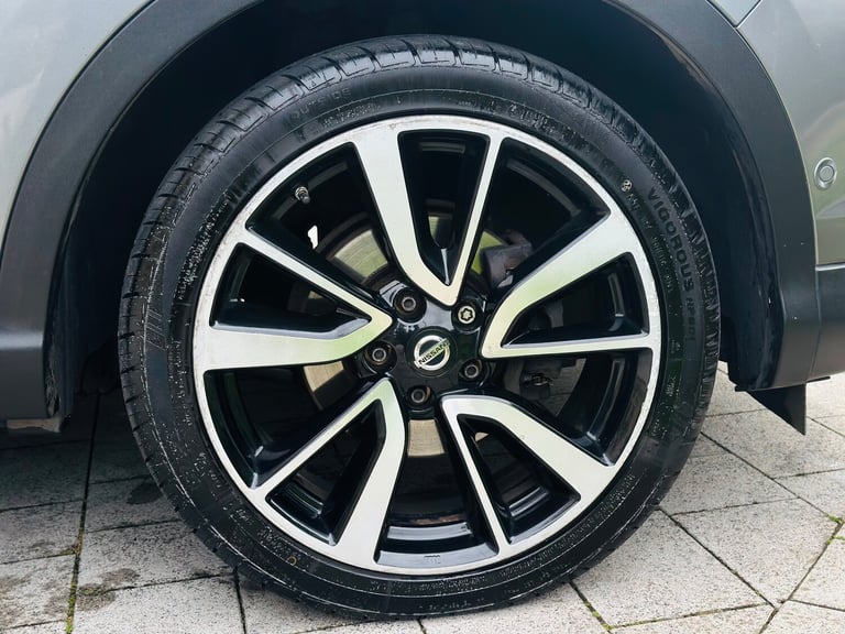2014 Nissan Qashqai 1.5 dCi Tekna 5dr Diesel