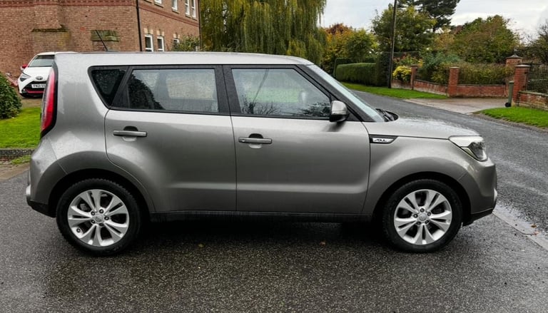 2014(64) KIA SOUL 1.6 CRDi CONNECT+ GENUINE 86K FULL MOT DRIVES GREAT LOVELY CAR