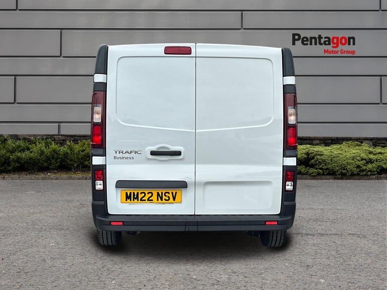  Renault Trafic 2.0 Dci Blue Sl28 Business Panel Van 5dr Diesel Manual L1 H1