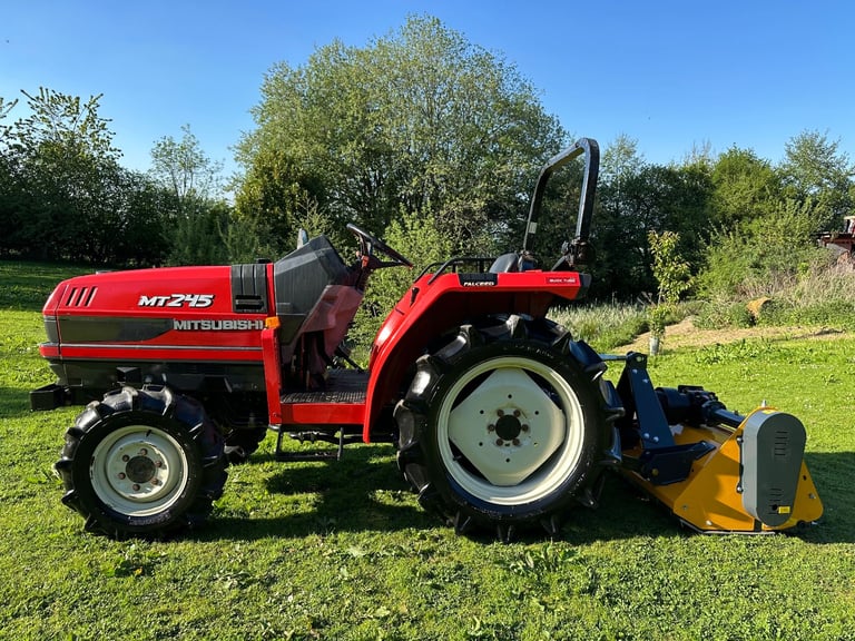 image for MITSUBISHI MT245 4WD Compact Tractor & New 5ft Flail Mower ** WATCH VIDEO *