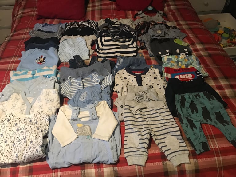 image for Boys clothing mainly 0-3 months