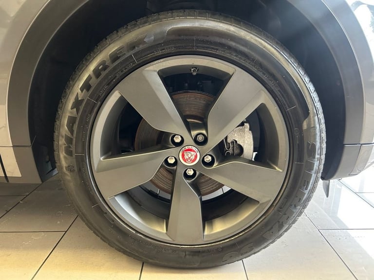 2019 Jaguar E-Pace 2.0 D150 R-Dynamic S SUV 5dr Diesel Auto AWD Euro 6 (s/s) (150 ps) ESTATE Dies...