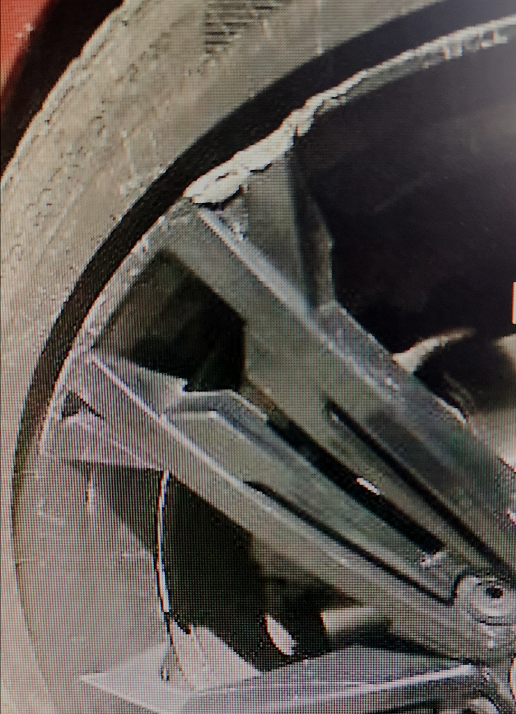 Alloy wheel repair fix ni weld bent paint straighten buckle colour change caliper painting