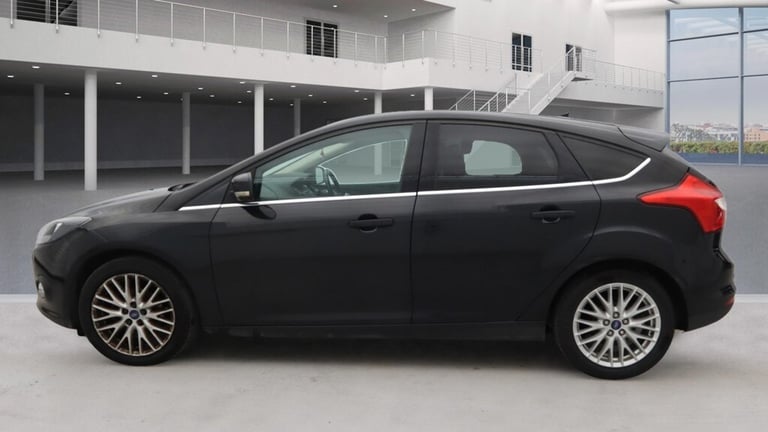 2011 Ford Focus 1.6 125 Zetec 5dr HATCHBACK Petrol Manual