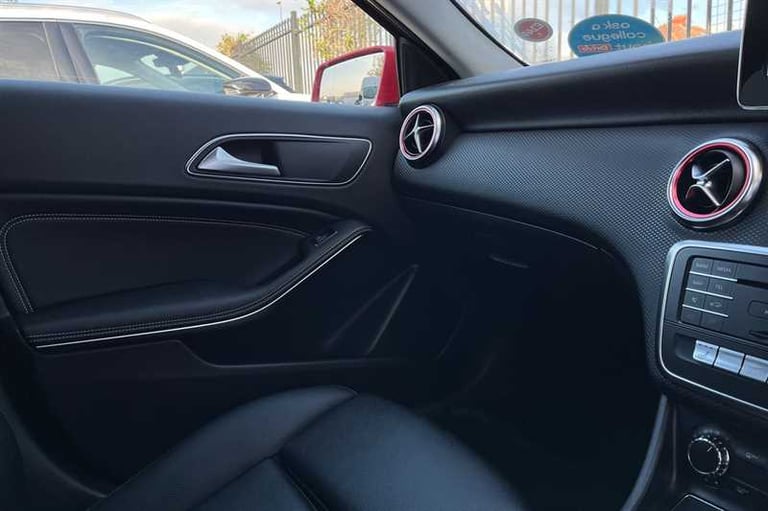 2018 Mercedes-Benz A-Class 1.6 A160 SE (Executive) Hatchback 5dr Petrol 7G-DCT Euro 6 (s/s) (102 ...