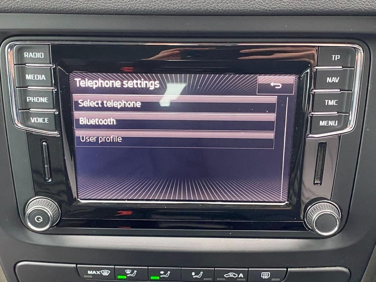 2017 Skoda Yeti 1.2 TSI SE L Drive Outdoor 5dr Petrol DSG Euro 6 (s/s) (110 ps) HATCHBACK Petrol ...