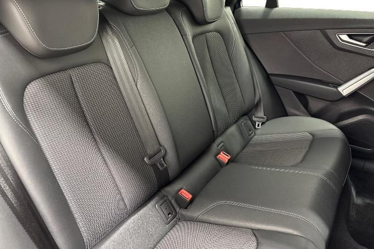 2025 Audi Q2 Black Edition 35 TFSI  150 PS S tronic SUV PETROL Automatic