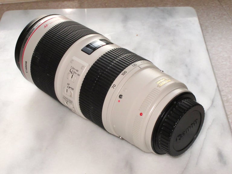 Canon EF 70-200mm F/2.8L IS II USM Lens