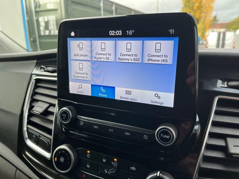 2022 Ford Transit Custom Double Cab in Van Limited 2.0L 170PS AUTO Frozen White