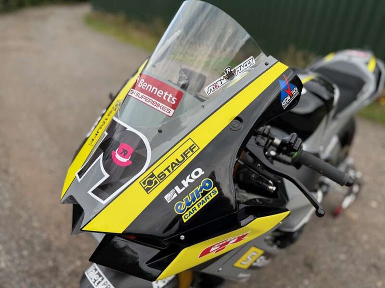  Kawasaki ZX-10RR NINJA Manual