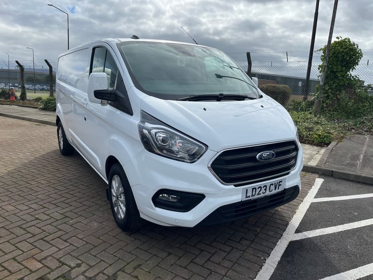 2023 Ford Transit Custom TRANSIT CUSTOM 300 L2 DIESEL FWD 2.0 Eco Blue 130ps Low Roof Limited Van...