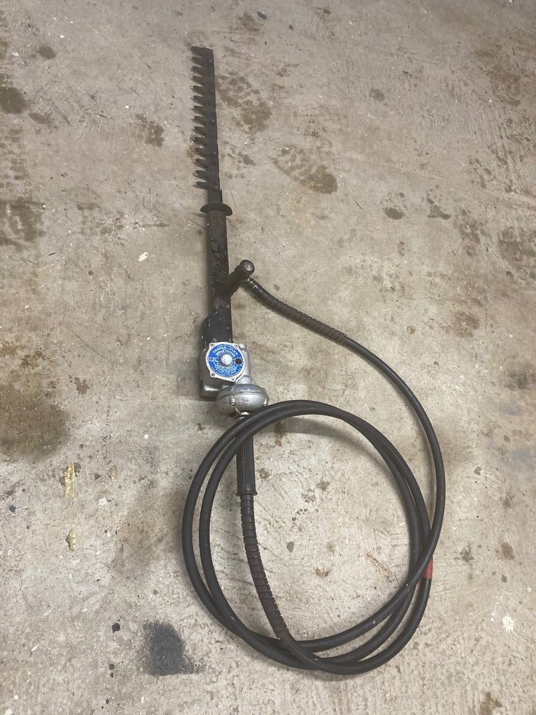 Atco Scythe with Hedge Trimmer