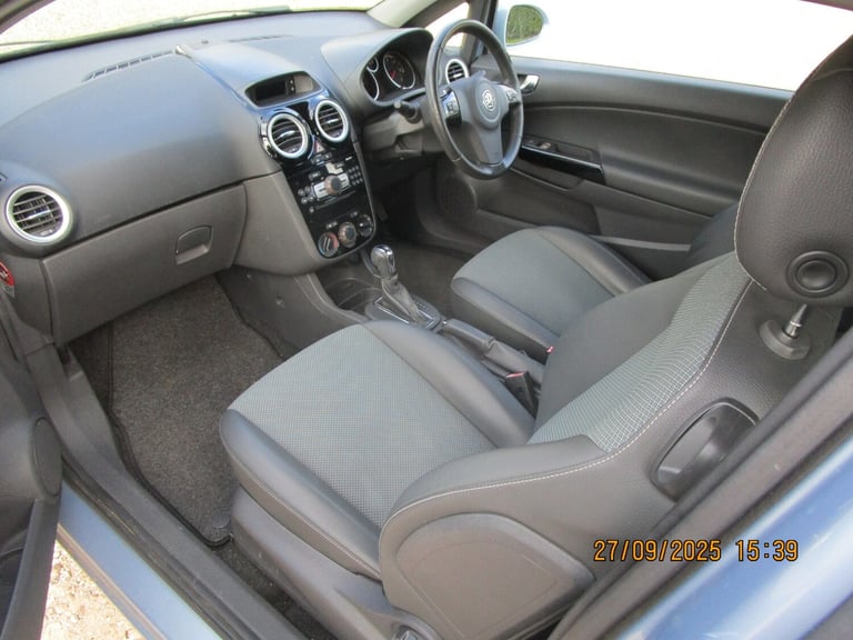 2008 Vauxhall Corsa 1.4i 16V Design 3dr Auto HATCHBACK Petrol Automatic